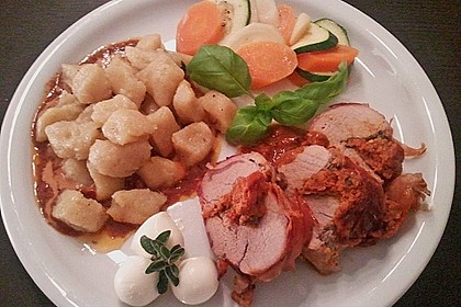 Gefüllte Schweinefilets mit Parmaschinken 26
