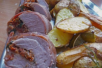Gefüllte Schweinefilets mit Parmaschinken 17