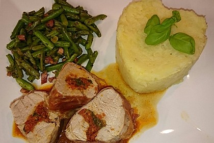 Gefüllte Schweinefilets mit Parmaschinken 8