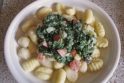 Gnocchi mit Spinat - Gorgonzolasoße 3