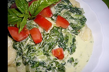 Gnocchi mit Spinat - Gorgonzolasoße