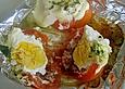 Tomaten gef&uuml;llt mit Ei