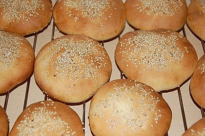 Brötchen für Hamburger 90