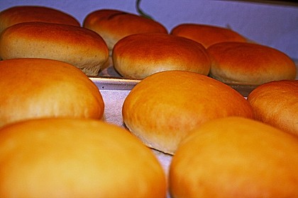 Brötchen für Hamburger 77