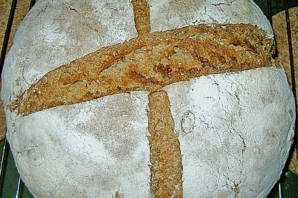 Burgis Walnussbrot mit Sauerteig 73