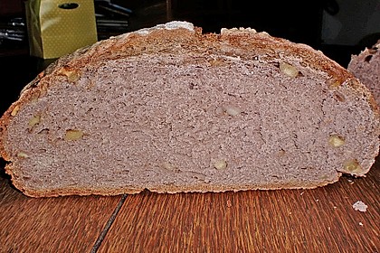 Burgis Walnussbrot mit Sauerteig 22