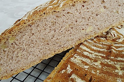 Burgis Walnussbrot mit Sauerteig 18