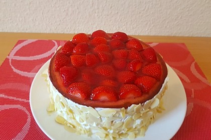 Erdbeertorte 81