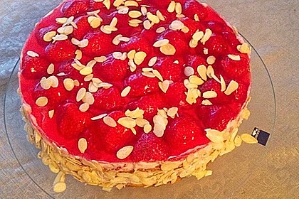 Erdbeertorte 83