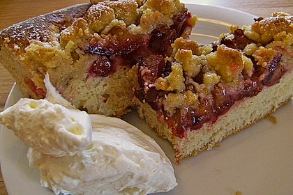 Pflaumenhefekuchen mit Streusel 6