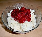 Milchreis mit Sommerbeeren (Bild)