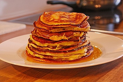 Amerikanische Pancakes 90