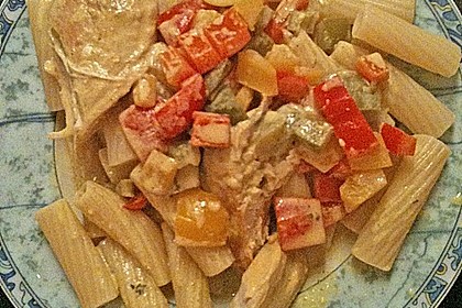 Griechische Nudelpfanne mit Putenbrust 1