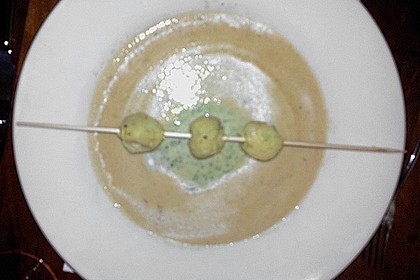 Schaums&uuml;ppchen von der Petersilienwurzel 26