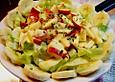 Eisbergsalat mit fruchtiger Note und Joghurt - Dressing