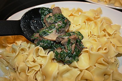 Champignon - Bärlauch - Pfanne mit Bandnudeln 1