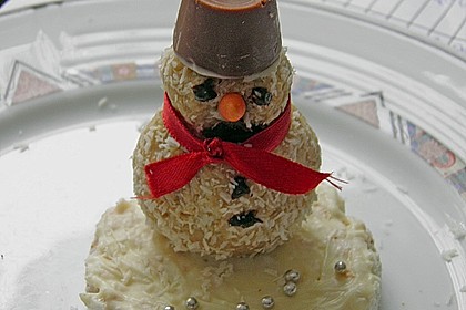 Schneemann im Winterwald 4
