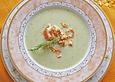 Gurkensuppe mit Krebsfleisch