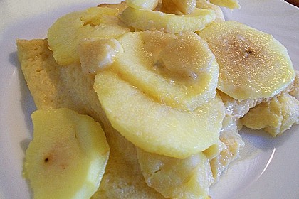 Scheiterhaufen mit &Auml;pfeln und Marzipan