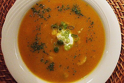 Gem&uuml;secremesuppe