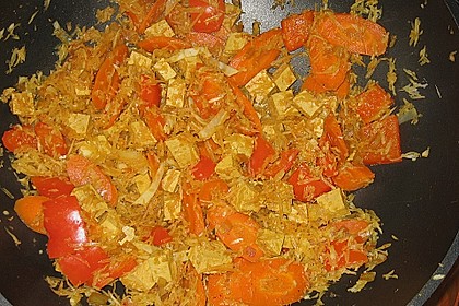 Illes schlankes Schichtkraut  mit  ger&auml;uchertem Tofu aus dem Wok 3