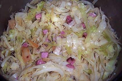 Muttis Krautfleckerl