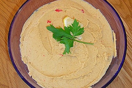 Hummus bi Tahina 31