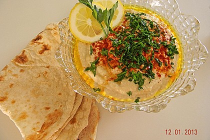 Hummus bi Tahina 2