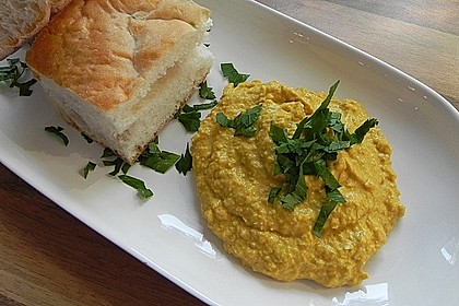Hummus bi Tahina 5