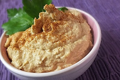 Hummus bi Tahina 1