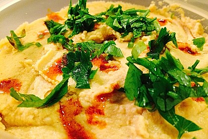 Hummus bi Tahina 12