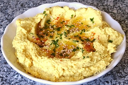 Hummus bi Tahina 33
