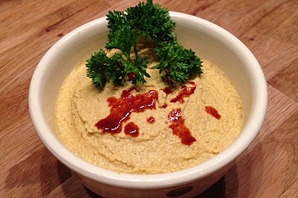 Hummus bi Tahina 11