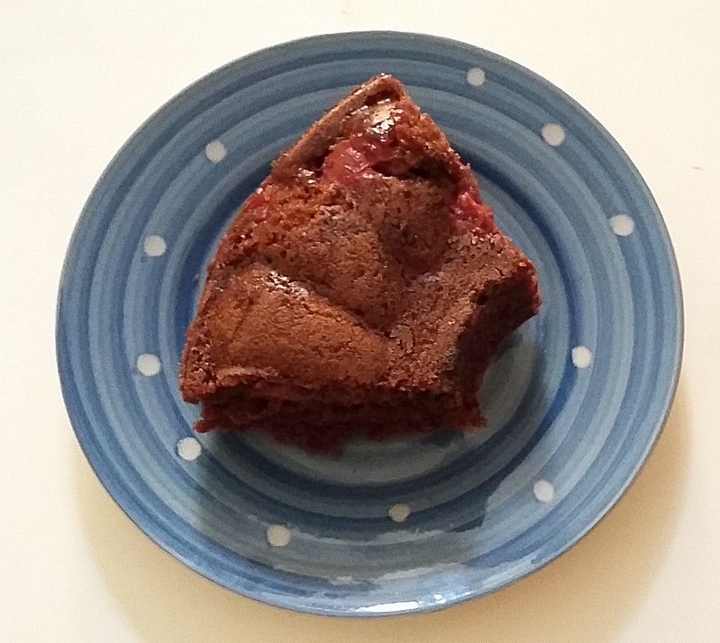 Kakao - Buttermilch - Blechkuchen mit Früchten (Rezept mit Bild ...