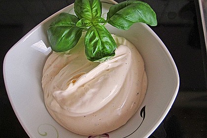 Mayonnaise mit dem Pürierstab hergestellt 5