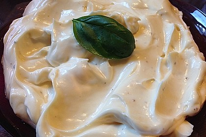 Mayonnaise mit dem Pürierstab hergestellt 7
