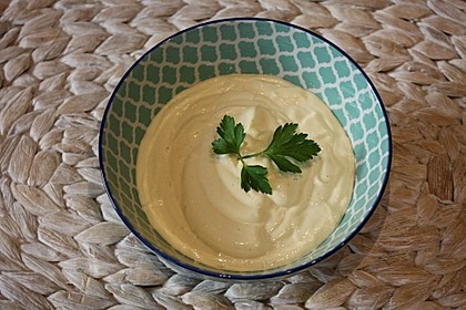 Mayonnaise mit dem Pürierstab hergestellt 3