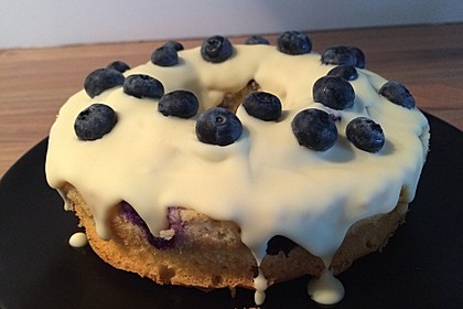 Rührkuchen mit Blaubeeren und weißer Schokolade 3