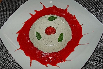 Kokos Panna Cotta mit Erdbeerp&uuml;ree 3