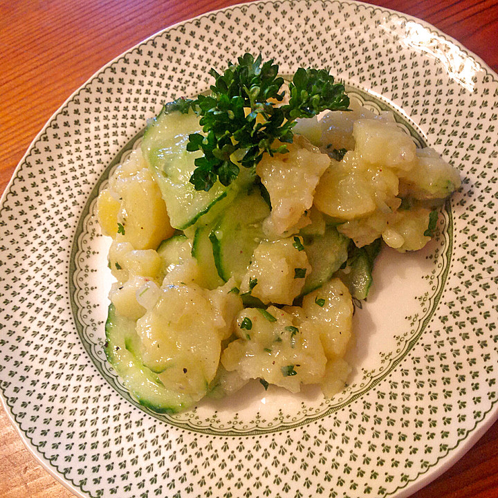 Kartoffel - Gurkensalat nach Oma Luise (Rezept mit Bild) | Chefkoch.de