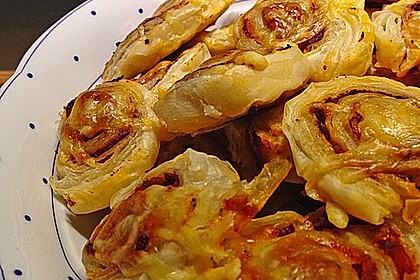 Blätterteig Pizza - Schnecken 7