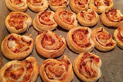 Blätterteig Pizza - Schnecken 3