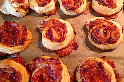 Blätterteig Pizza - Schnecken 9