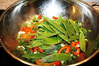 Asiatisches Nudel-Curry mit H&uuml;hnerbrustfilet 5