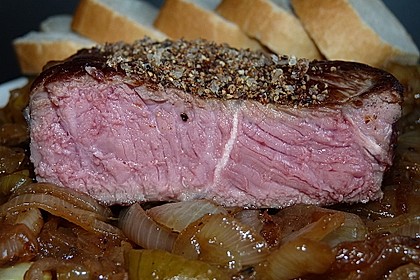Steaks mit Zwiebeln 2