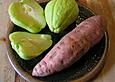 Lauwarmer Salat von Chayote und S&uuml;&szlig;kartoffel mit gegrillten Sardinenfilets