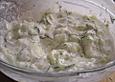Gurkensalat mit saurer Sahne und Dill