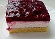 Fantakuchen mit Roter Gr&uuml;tze