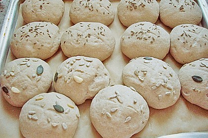 Vollkornbrötchen 15