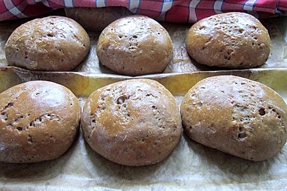 Vollkornbrötchen 1